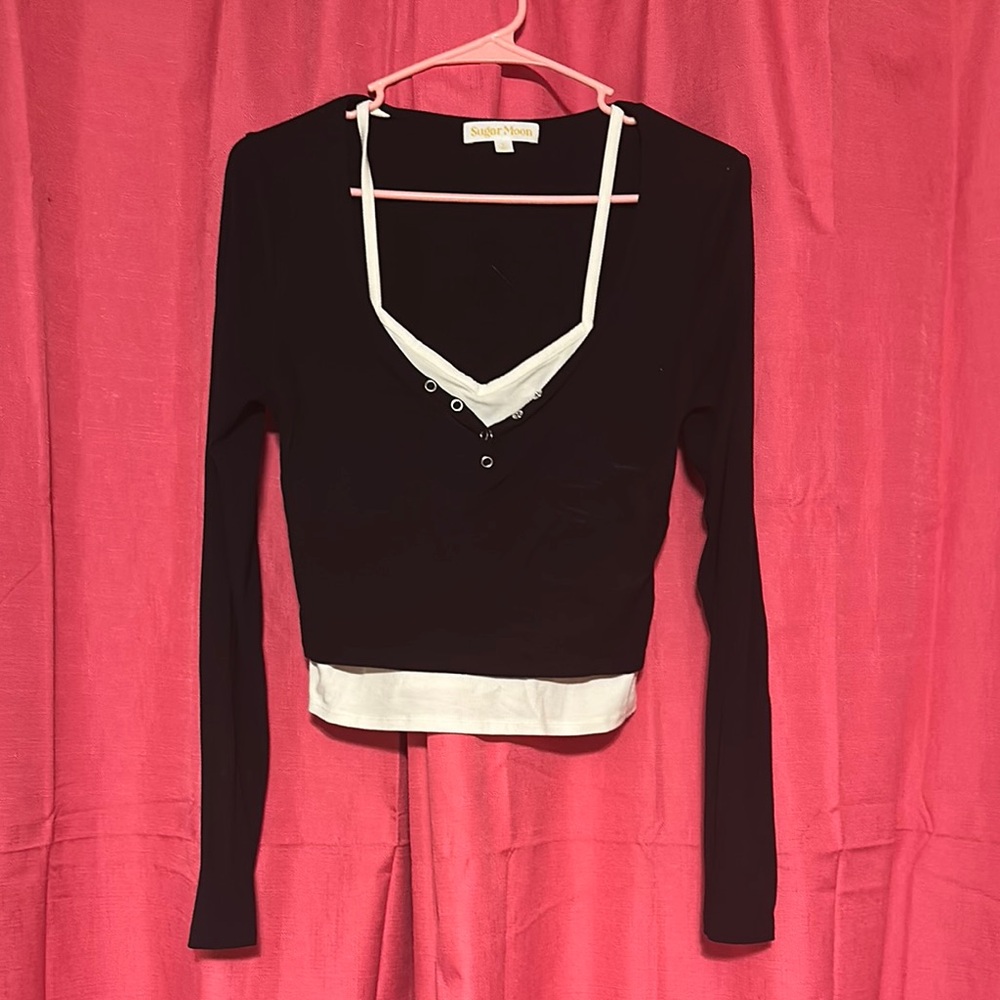 Black and White Fitted Long Sleeve Buttoned Blouse